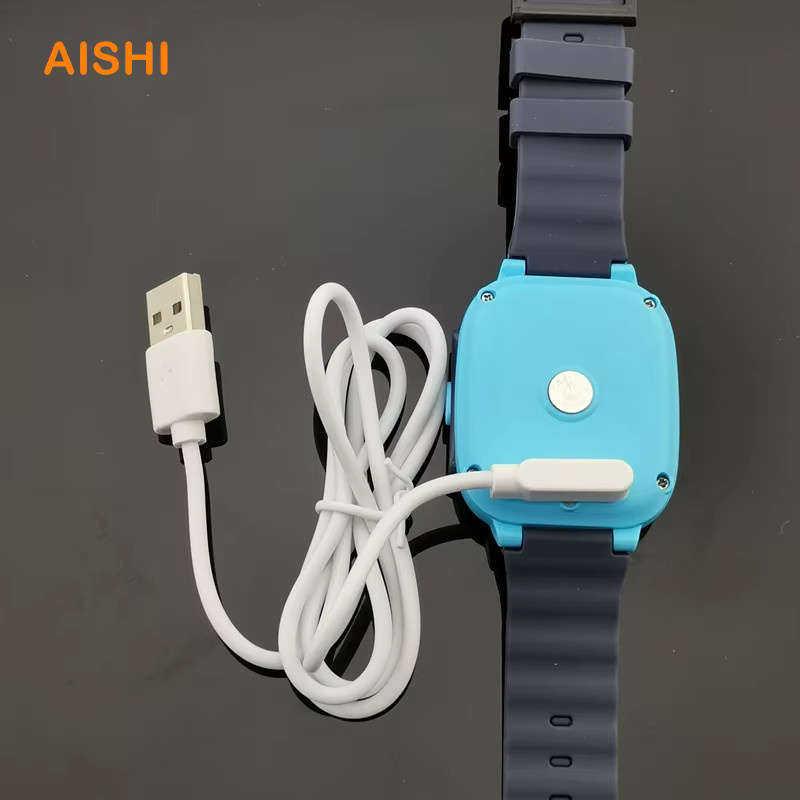 AISHISMART Magnetisches USB zu Pogo-Pin Ladekabel für Smartwatch und Kopfhörer, 60 cm Länge, erhältlich in Schwarz oder Weiß - Bild 4