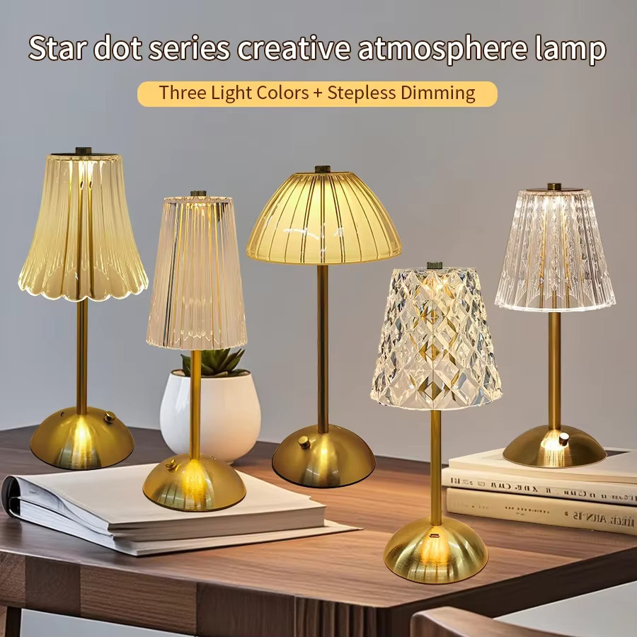 Ammtoo LED-Tischlampe aus Metall in Gold/Messing, kabellose Nachttischlampe mit Touch-Dimmung und 3-farbiger RGB-Beleuchtung, wiederaufladbare Akku-Leuchte für Schlafzimmer und Hotel - Bild 2
