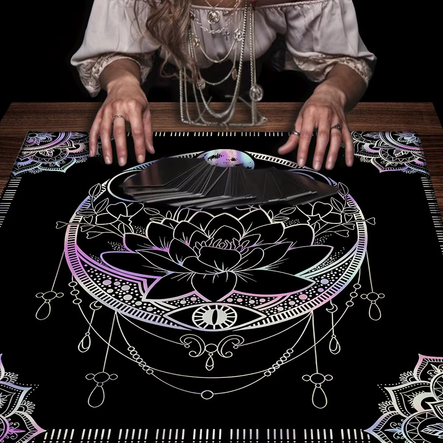 VIKAMA Tarot Tischdecke mit Mandala Design für dein Home Decor und als Astrologie Altartuch im Boho-Stil - Bild 2