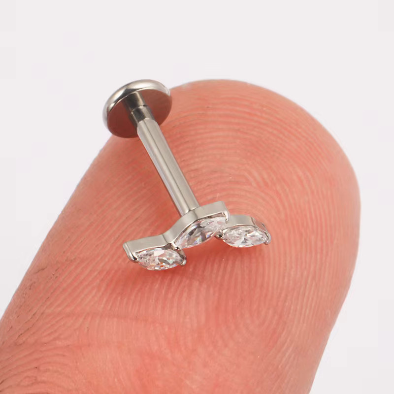 ZOORBODY JEWELRY Ohrpiercing Titan, Triple Marquise, Silber, Unisex - Bild 2