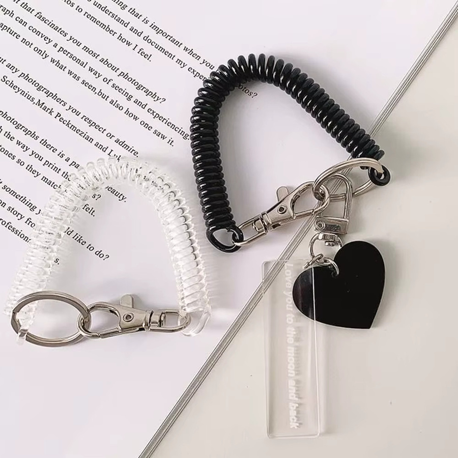 Elastischer Spiralschlüsselanhänger mit Metall-Karabiner in Weiß für Outdoor und Telefon - Bild 2