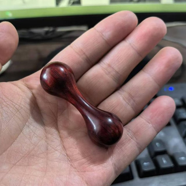 Binchi Outdoor Product Holz Knöchelknochen Knochen Finger Geschicklichkeit Begleri Fidget Spielzeug - Bild 1