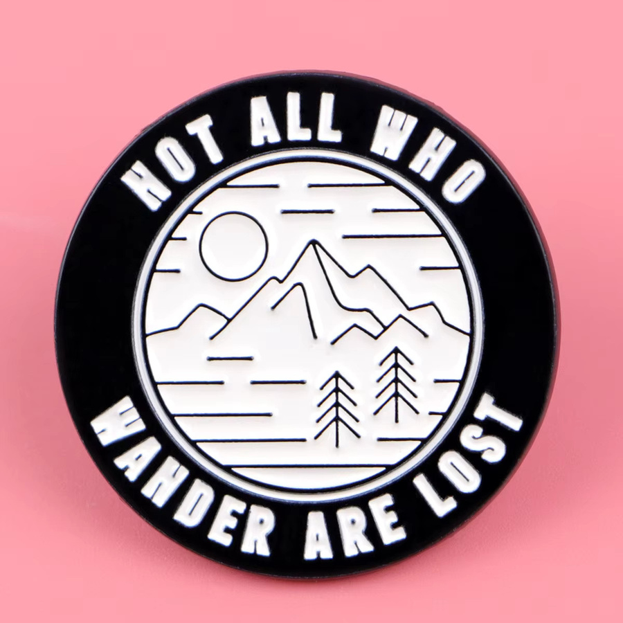 Bandai Brosche, Emaille-Pin - Bild 1