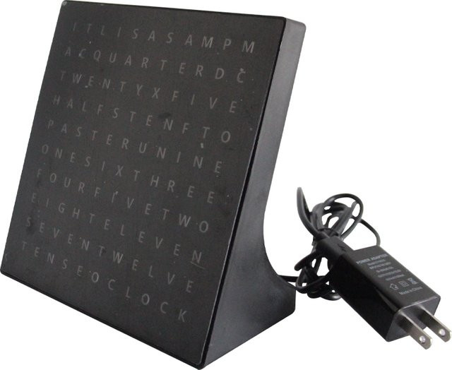 Vieruodis CP37S Desktop LED Elektronische Textanzeige Zeituhr Deutsche Wortuhr mit LED-Beleuchtung in Schwarz oder Weiß - Bild 1