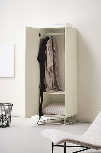 LYCKEBY Kleiderschrank Jotex in Beige und Weiß mit Push-to-Open Funktion, B/T/H: 60 x 50 x 180 cm - Bild 1