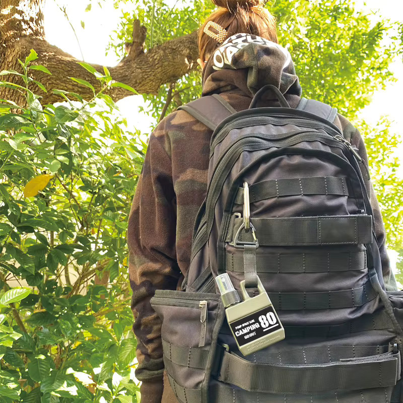 QHSPE Multifunktionale Sprühflasche für den Außenbereich in Schwarz mit Schnalle für Camping und Wandern - Bild 2