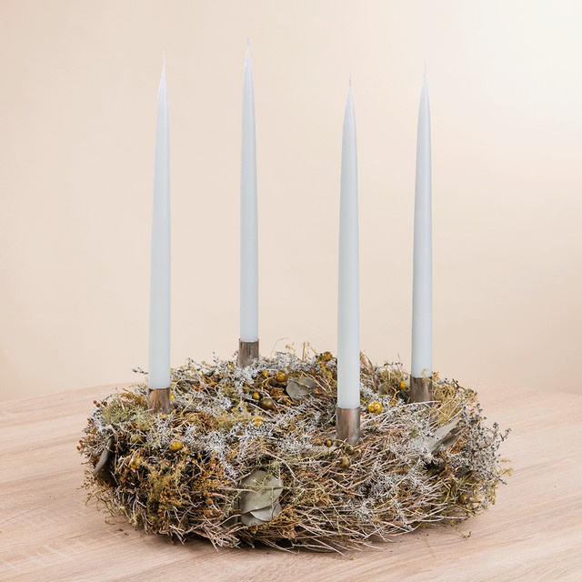 Adventskranz Wild Christmas aus Trockenblumen von BLUME2000 in Grün und Silber, Durchmesser: 35 cm - Bild 1