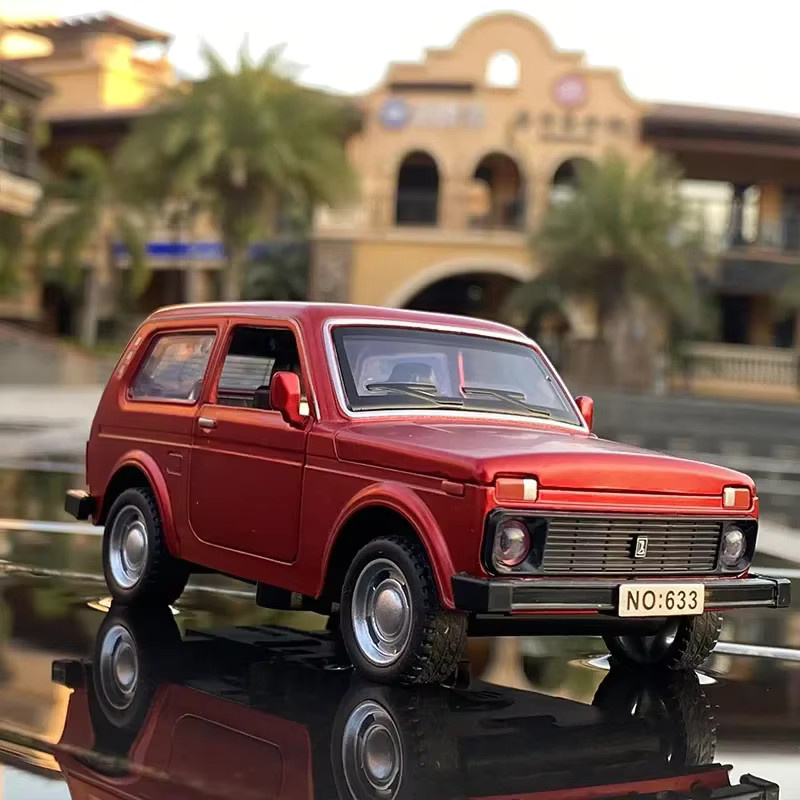MAKEDA Russische LADA NIVA LADA 2106 Modell Auto, 1:32, Metall, mit Licht und Musik, Rot - Bild 1