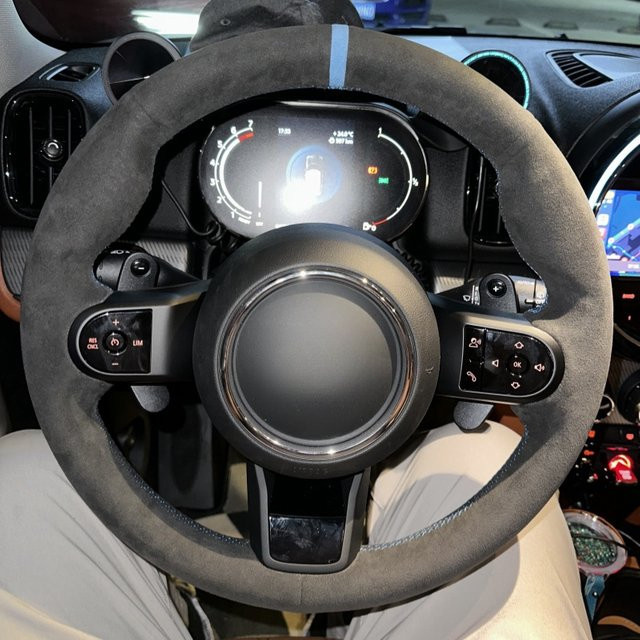 Lenkrad Abdeckung aus Wildleder und Leder für Mini Clubman F54 F57 Cabrio F60 mit Anti-Rutsch-Geflecht zum Selbernähen - Bild 1