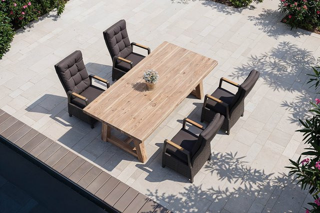 OUTFLEXX Nova Garten-Essgruppe aus Aluminium, Polyrattan und Teakholz in Anthrazit und Grau mit 1 Tisch und 4 Sesseln, Tischmaße: B: 220 cm, T: 110 cm, H: 76 cm - Bild 1