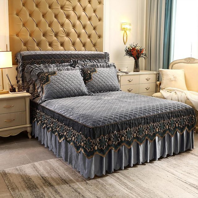 Your Warm Home Kristall-Samt-Spitzen-Bettrock Set, gesteppt und warm, grau, B/T: 150 x 200 cm - Bild 1