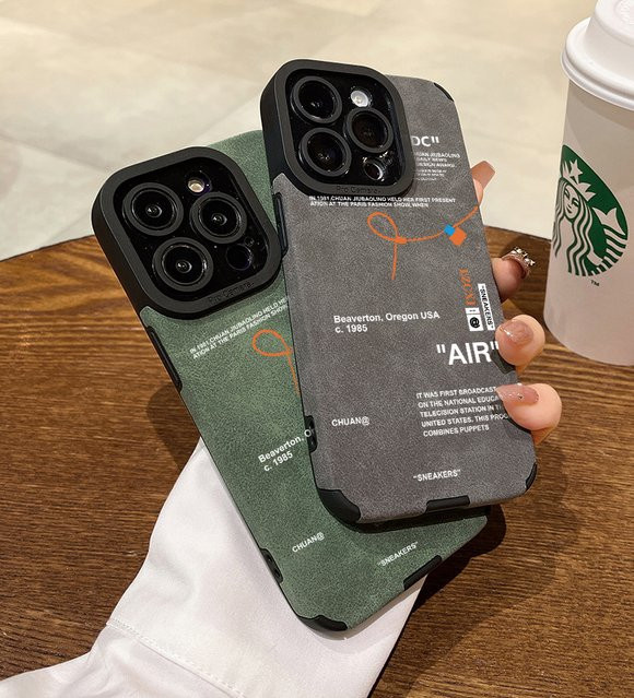 Potdemiel Handyhülle im Turnschuh-Design mit Pelz und Leder für iPhone 17 Pro Max, 16, 15, 14, 13, 12, 11, XR und Plus in Grau, stoßfeste Abdeckung - Bild 1
