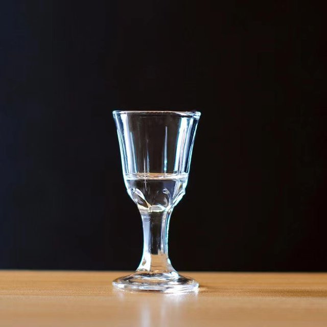 HeY LiLac Shot Glass Lotus Moutai Baijiu-Becher aus Glas, Lila/Transparent, 10 ml - Bild 1