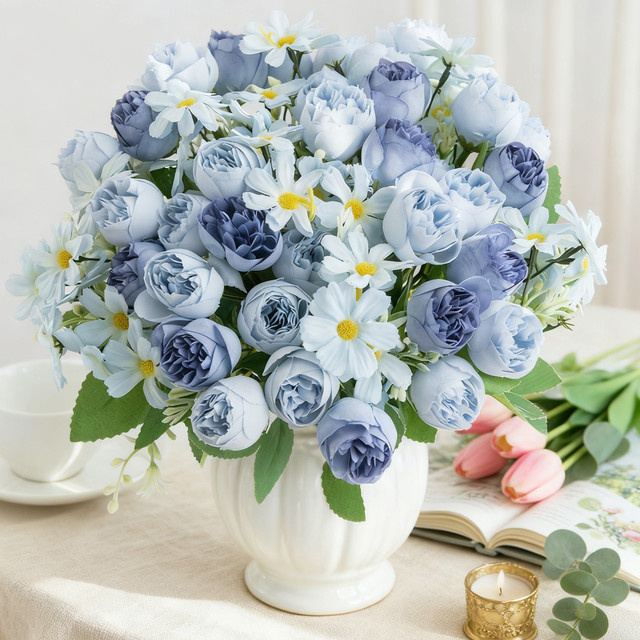 XIAOYINMO Künstliche Seidenrosen in Blau für Tischdekoration, Hochzeitskranz und DIY-Geschenke - Bild 1