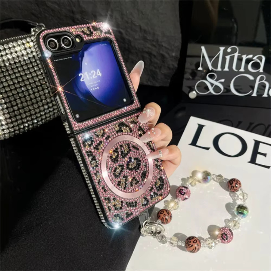 Magnetische Handyhülle mit Leder-Handkette und Leopardenmuster in Weiß mit Bling Glitzer Strass für Samsung Galaxy Z Flip 6 5 4 3 5G - Bild 2