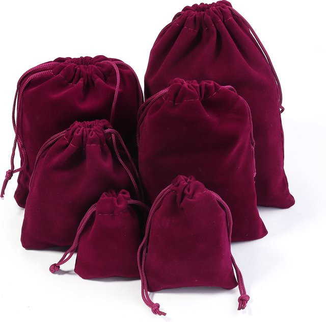 Samtbeutel mit Kordelzug in Schwarz und Weinrot für Schmuck und Geschenke, 5 bis 10 Stück - Bild 1