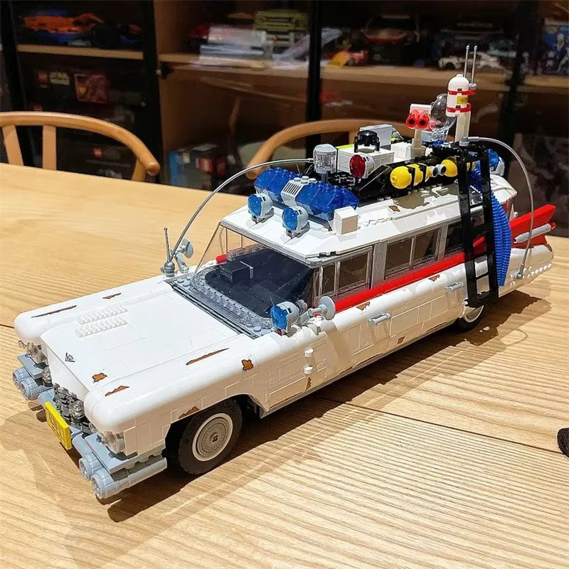 Hot Toys Ghostbusters Ecto-1, Bausteine Auto-Modell, 2352 Teile, ab 14 Jahre - Bild 5