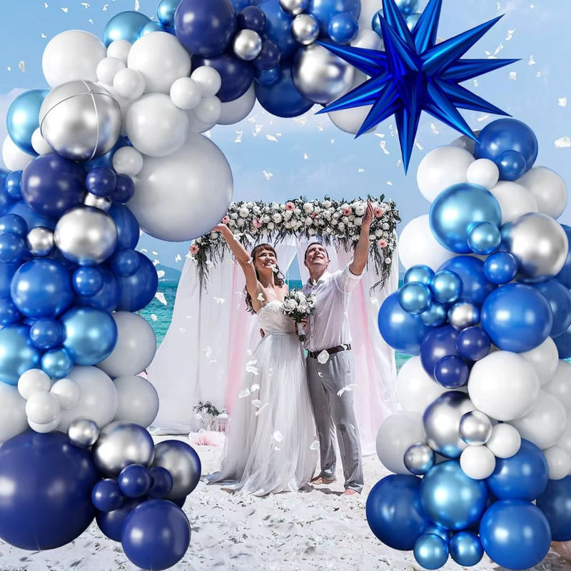 94-teiliges Ballon-Set aus Aluminiumfolie in Blau und Weiß für deine Party-Dekoration bei Hochzeiten oder Abschlussfeiern - Bild 2