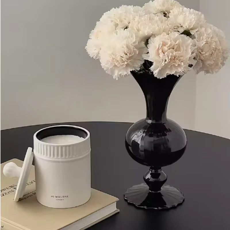 Minimalistische schwarze Glasvase im europäischen Mid-Century-Stil für Wohnzimmer und Esstisch - Bild 3