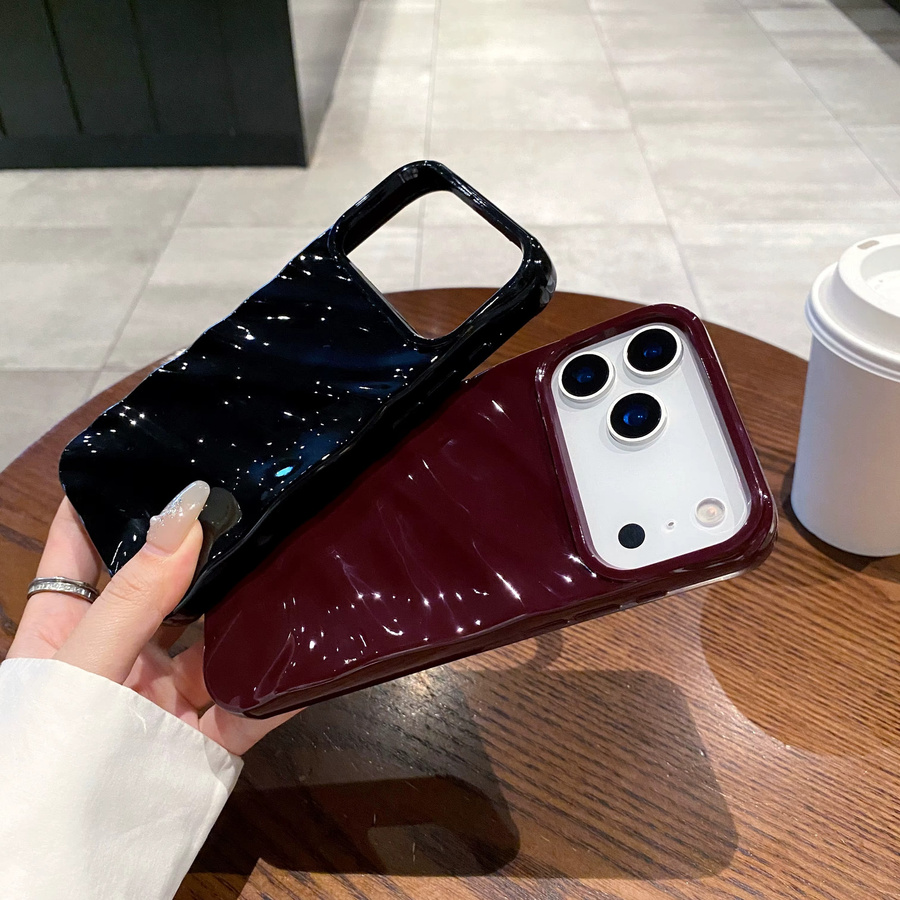 Stoßfeste Handyhülle mit 6D-Seidenmuster für iPhone 11 bis iPhone 17 Pro Max in Braun - Bild 1