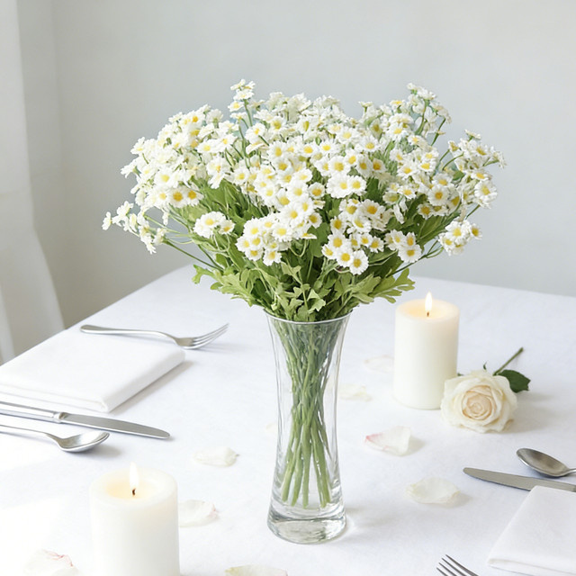 Yusheng Künstliche Gänseblümchen in Weiß als moderne Tischdekoration für Hochzeit und Valentinstag - Bild 1