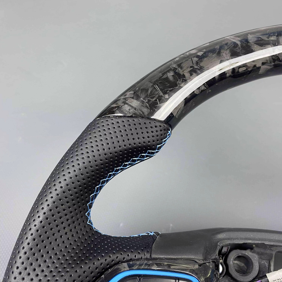 AMBW Geschmiedetes Kohlefaser-Lenkrad mit blauem Element für Ford MK3 ST RS - Bild 2