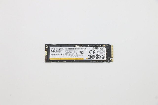 Lenovo NVMe M.2 2280 SSD 512 GB Schwarz - Bild 1
