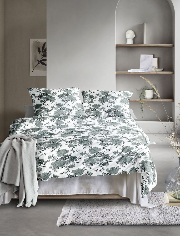 Irisette Easy Soft-Seersucker Bettwäsche mit Bettbezug und Kissenbezug, Blüten Design, Salbei und Weiß, B/H: 135 x 200 cm, Kissen: 80 x 80 cm - Bild 1