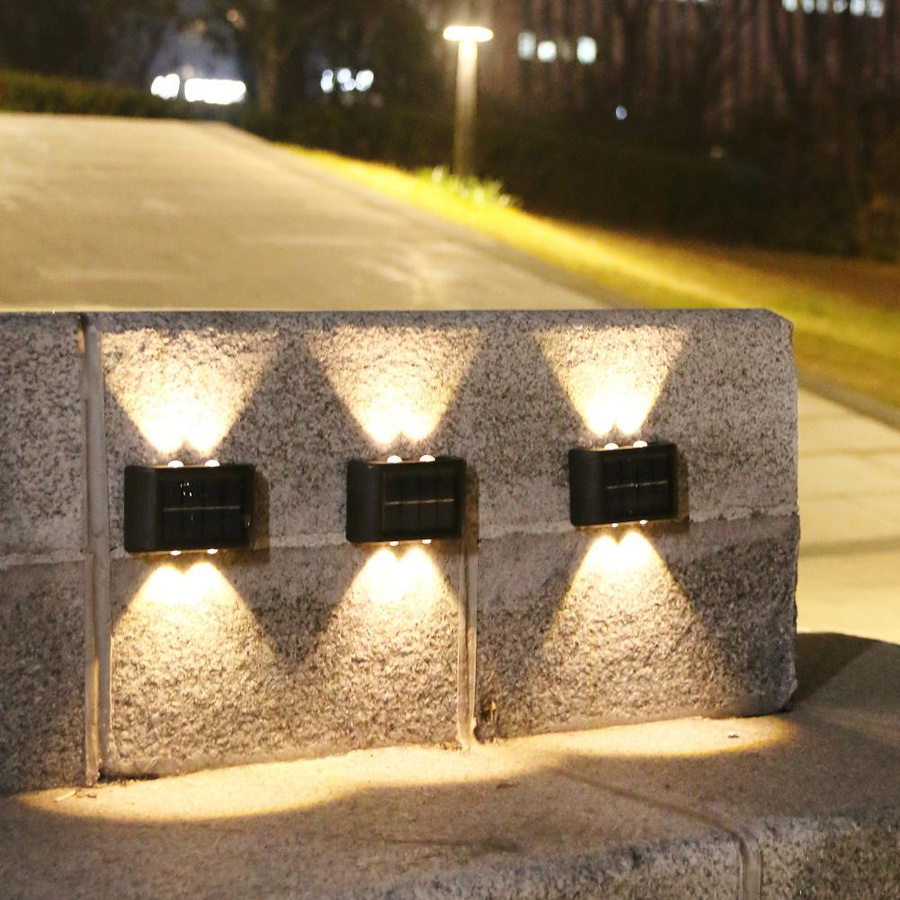 SHIJIN Light LED Solar-Wandleuchte für den Außenbereich in Schwarz mit warmweißem Licht und Up-and-Down-Beleuchtung - Bild 3