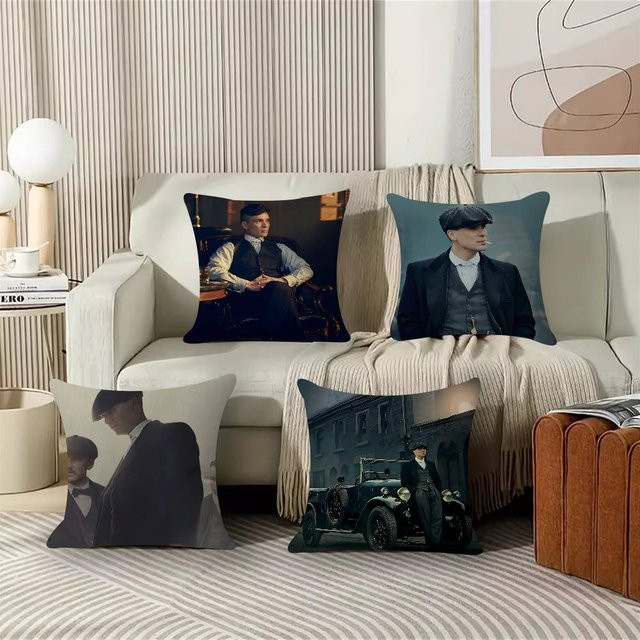 Personalisiertes Peaky Blinders Dekokissen in Schwarz, B/B/H: 45 x 45 x 4 cm - Bild 1