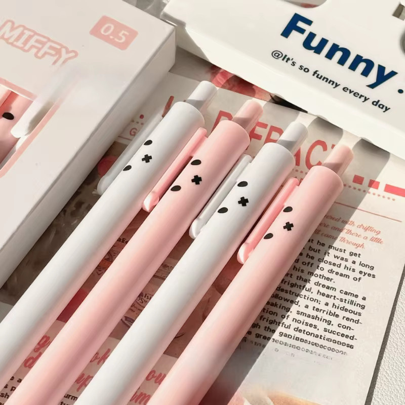 Miffy Gelstift im 4er-Pack mit niedlichem Cartoon-Druck für Schule und Freizeit - Bild 3