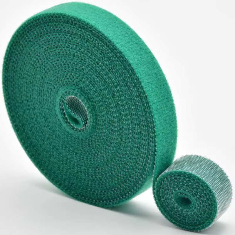 Selbstklebendes Nylon-Pflanzenband in Grün als Klettverschluss-Rankenband zur Pflanzenstützung und Gartenbefestigung - Bild 7