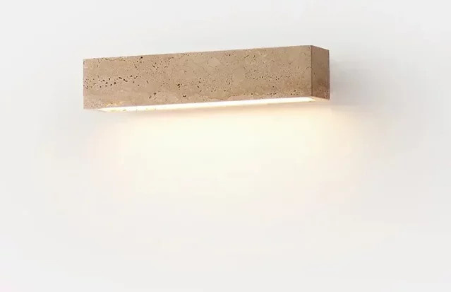 Dekorative Wandleuchte im Wabi Sabi Stil aus Naturstein in Beige - Bild 1