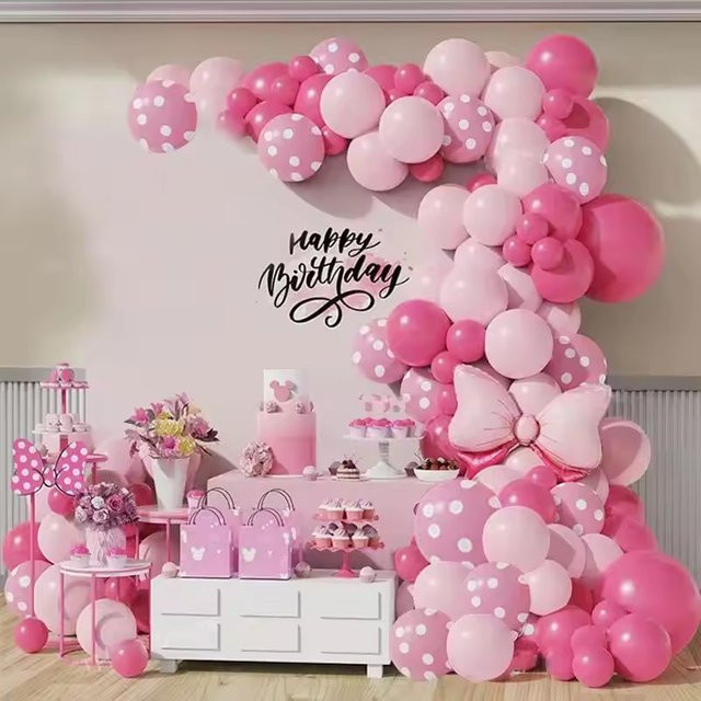 111-teiliges YAYB Ballon-Girlanden-Set in Rosa mit Schleifen- und Herzmotiven für deine Geburtstagsparty oder Babyparty - Bild 1