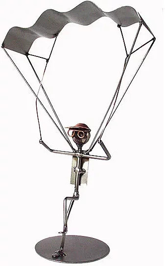 Hinz & Kunst Metallmann Gleitschirmflieger Fallschirmspringer Wired Line in Silber - Bild 1