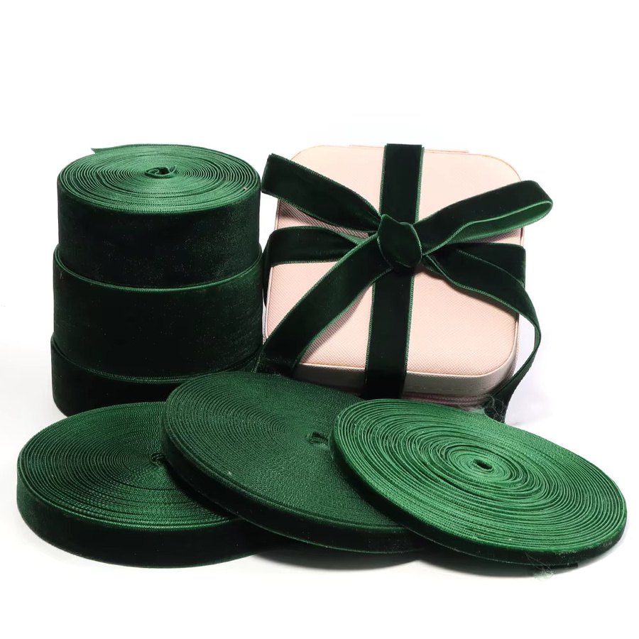 Dunkelgrünes Samtband mit einseitiger Beflockung für Weihnachtsdekoration und DIY-Geschenkverpackungen, 5–10 Yards pro Rolle - Bild 4