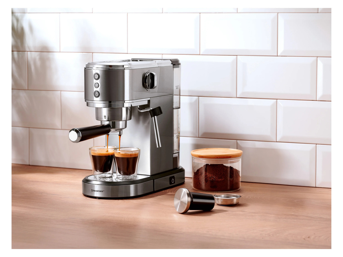Silvercrest Espressomaschine SEMS 1350 A2 in Silber mit Dampflanze und Heißwasserfunktion - Bild 2