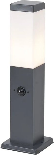 QAZQA Außenleuchte Malios in Dunkelgrau mit Opalglas, Bewegungssensor und Steckdose, IP44, Höhe: 45 cm - Bild 1