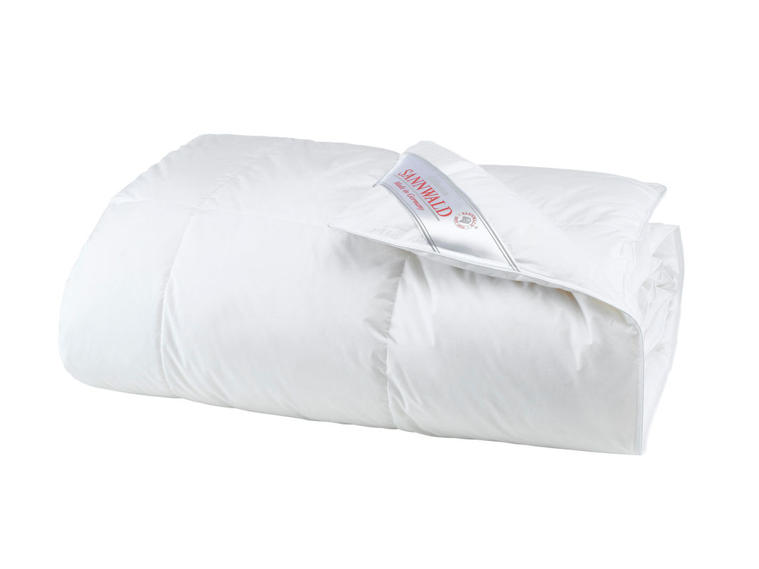 SANNWALD Premium Daunen-Kassettenbettdecke in Weiß, allergikerfreundlich, B/B: 135 x 200 cm - Bild 2