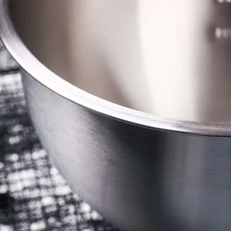 Set aus 3 hochwertigen Salat-Rührschüsseln aus Edelstahl 304 in Silber, runde Küchenschalen für Lebensmittel und Suppen - Bild 6