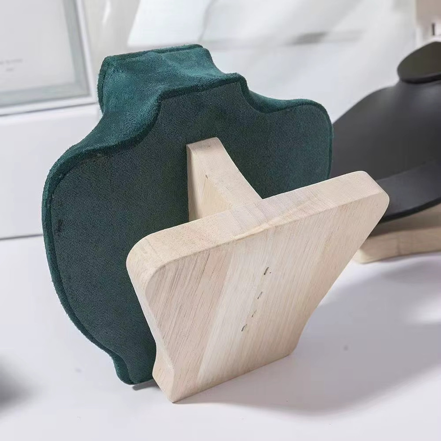 Halsketten-Präsentationsrahmen in Beige für Schmuck und Anhänger als Porträtmodell-Display - Bild 4