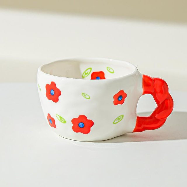 Handbemalte Keramiktasse mit floralem Design von Yiran bag, unregelmäßige Form, 350,5 ml - Bild 1