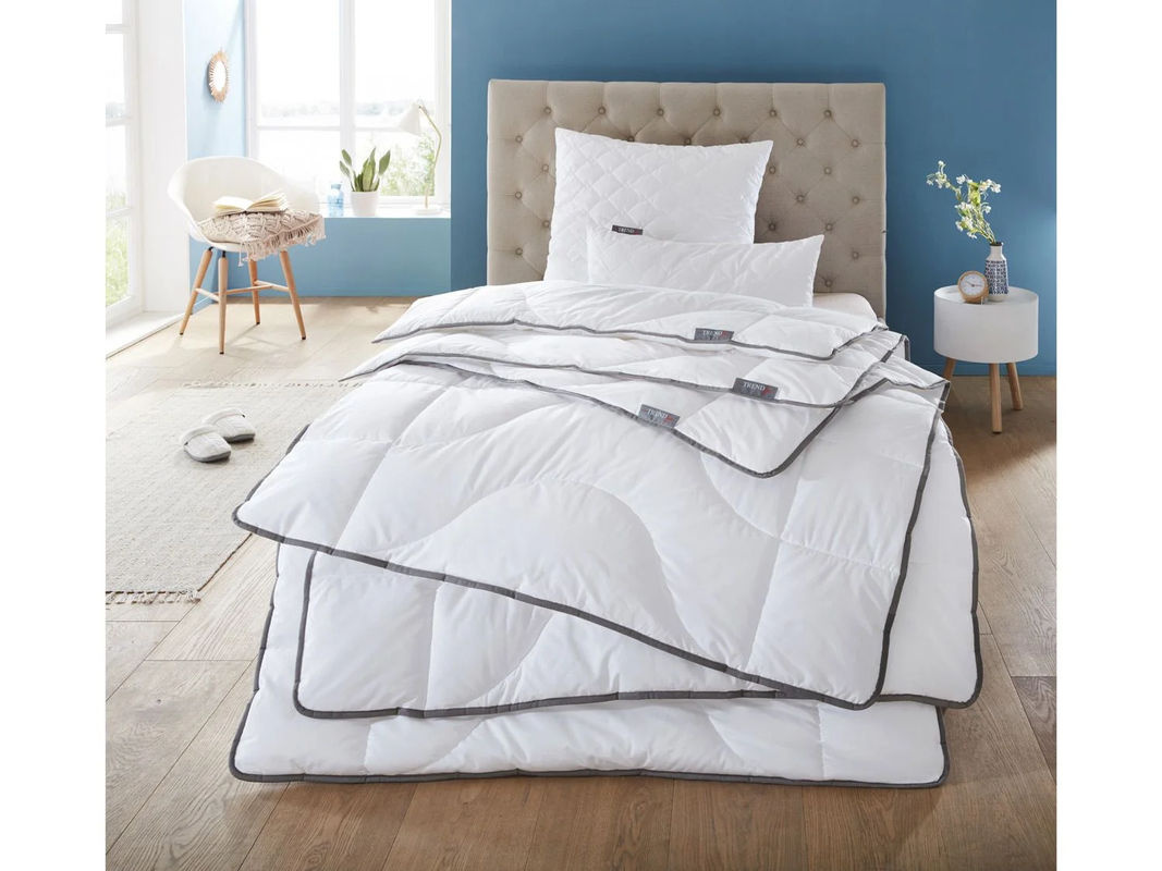 BADENIA TRENDLINE Ganzjahresbettdecke TENCEL Lyocell in Weiß, B/B: 135 x 200 cm, medium mit Körperzonensteppung und klimaregulierender Funktion - Bild 3