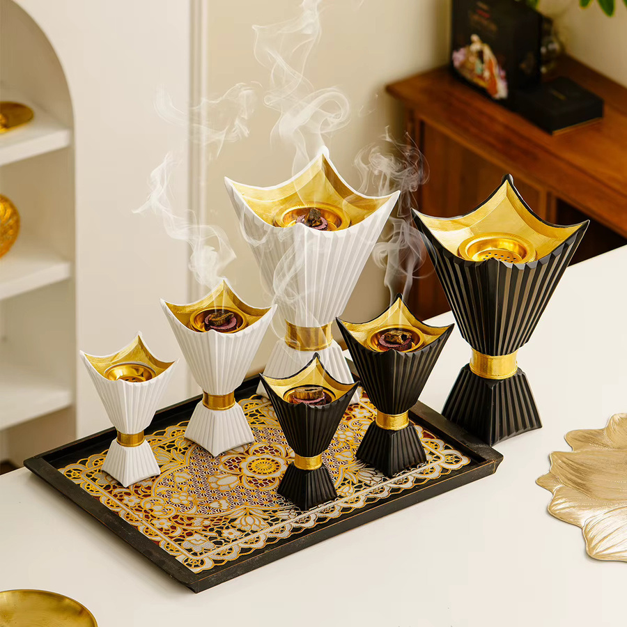 Moderner Eckiger Räucherstäbchenhalter aus Keramik in Weiß als luxuriöses Aromatherapie-Ornament für dein Wohnzimmer - Bild 2