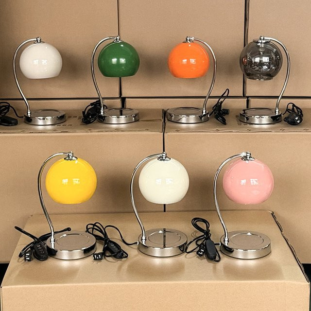Claeted Premium-Wachsschmelzlampe in Silber mit Timer-Nachtlicht und Duftdiffusor aus Metall und Glas - Bild 1