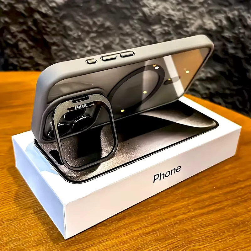 Clucy Magnetische Stoßfeste Handyhülle mit Glaslinsenschutz und Standfunktion für iPhone 12 bis iPhone 17 Pro Max Plus Air 11 in Schwarz und Grün - Bild 1