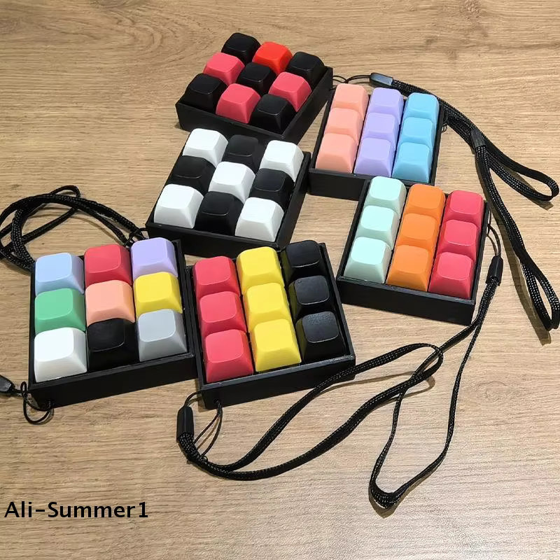 9Keys Tastatur-Clicker-Fidget-Schlüsselanhänger-Set, Unisex - Bild 2