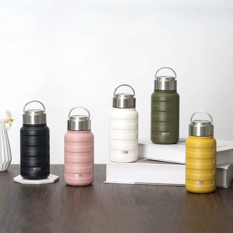 Tyeso Isolierte Edelstahl Wasserflasche für Outdoor und Sport in Schwarz und Multicolour - Bild 2