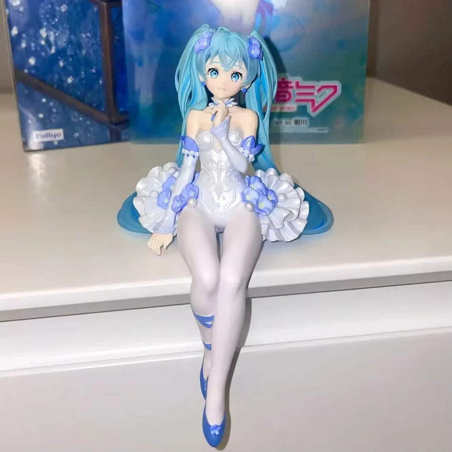 Bandai Hatsune Miku Neko T-Shirt Version, Actionfigur, 11cm - Bild 2