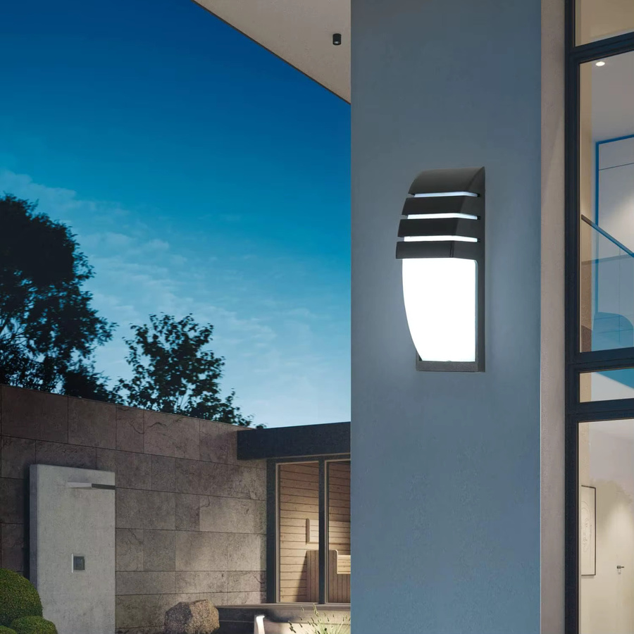Moderne rechteckige Außenwandleuchte in Schwarz, IP65 wasserdichte Wandlampe aus Metall für Garten, Veranda und Haustür, netzbetrieben, B/T/H: 23,0 x 8,0 x 8,0 cm - Bild 6
